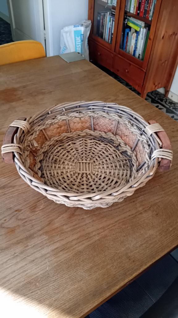 Mandje, Mand, Rond, Ophalen of Verzenden, Zo goed als nieuw