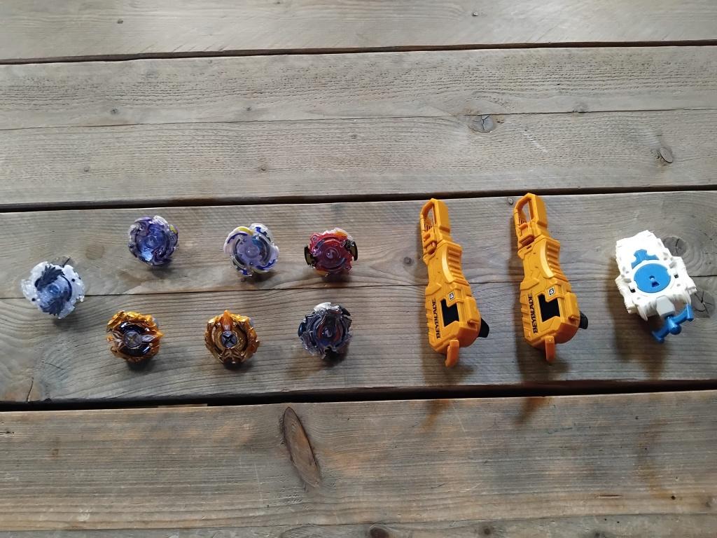 Beyblade burst+afvuurdingen., Ophalen of Verzenden, Gebruikt