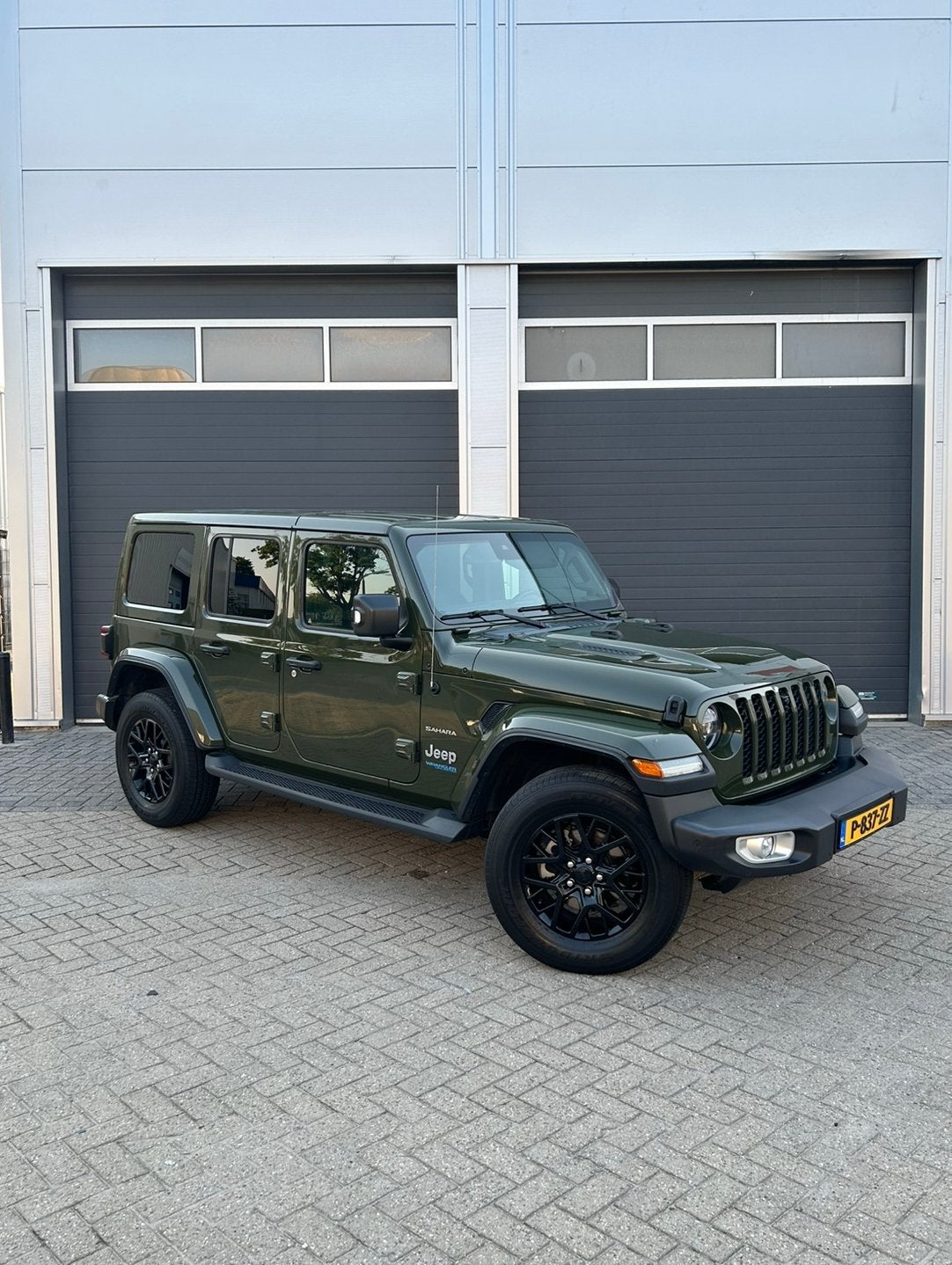 Jeep Wrangler Unlimited 4xe Sahara 380 PK | 1e Eigenaar, Auto's, Jeep, Automaat, 1995 cc, 4 cilinders, 272 pk