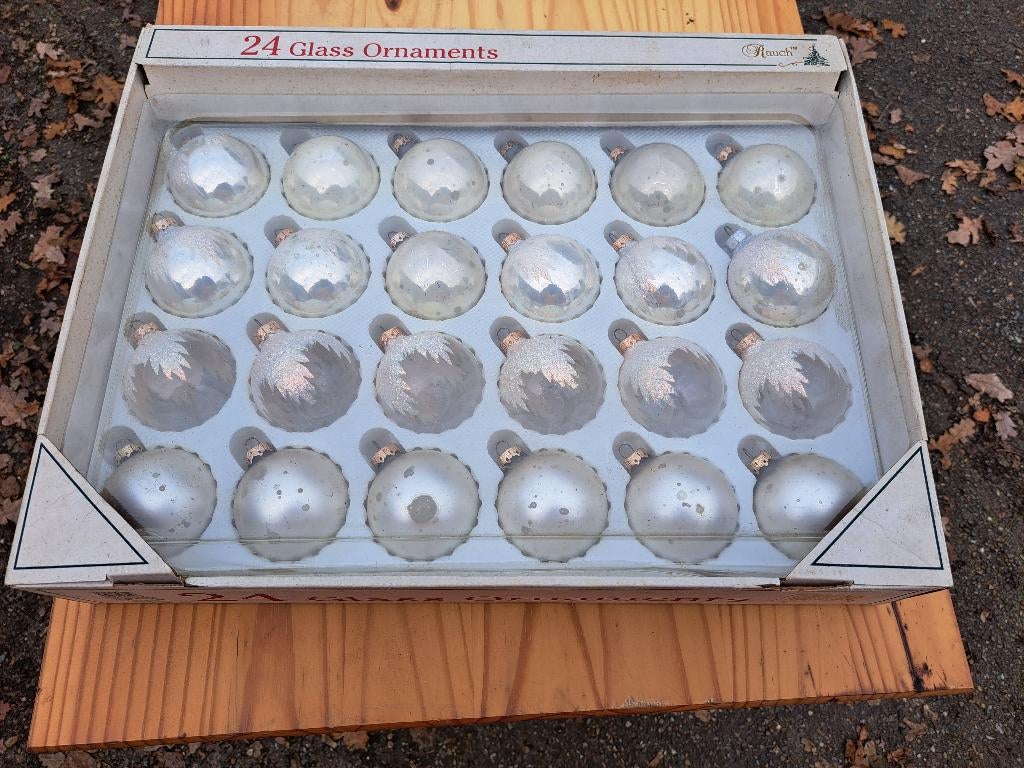 24 kerstballen, Diversen, Ophalen of Verzenden, Nieuw