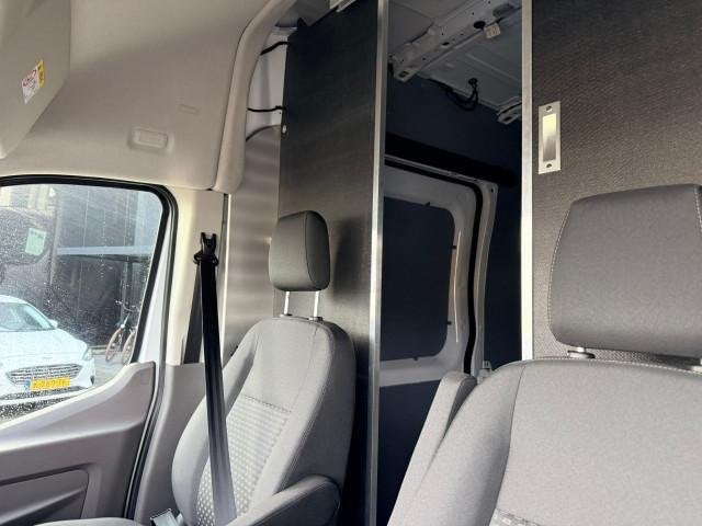 Ford E-Transit 350 L4H3 Trend 68 kWh | SUBCO inbouw | Omgebo, 12 maanden, Stof, Automatische klimaatregeling, Zwart