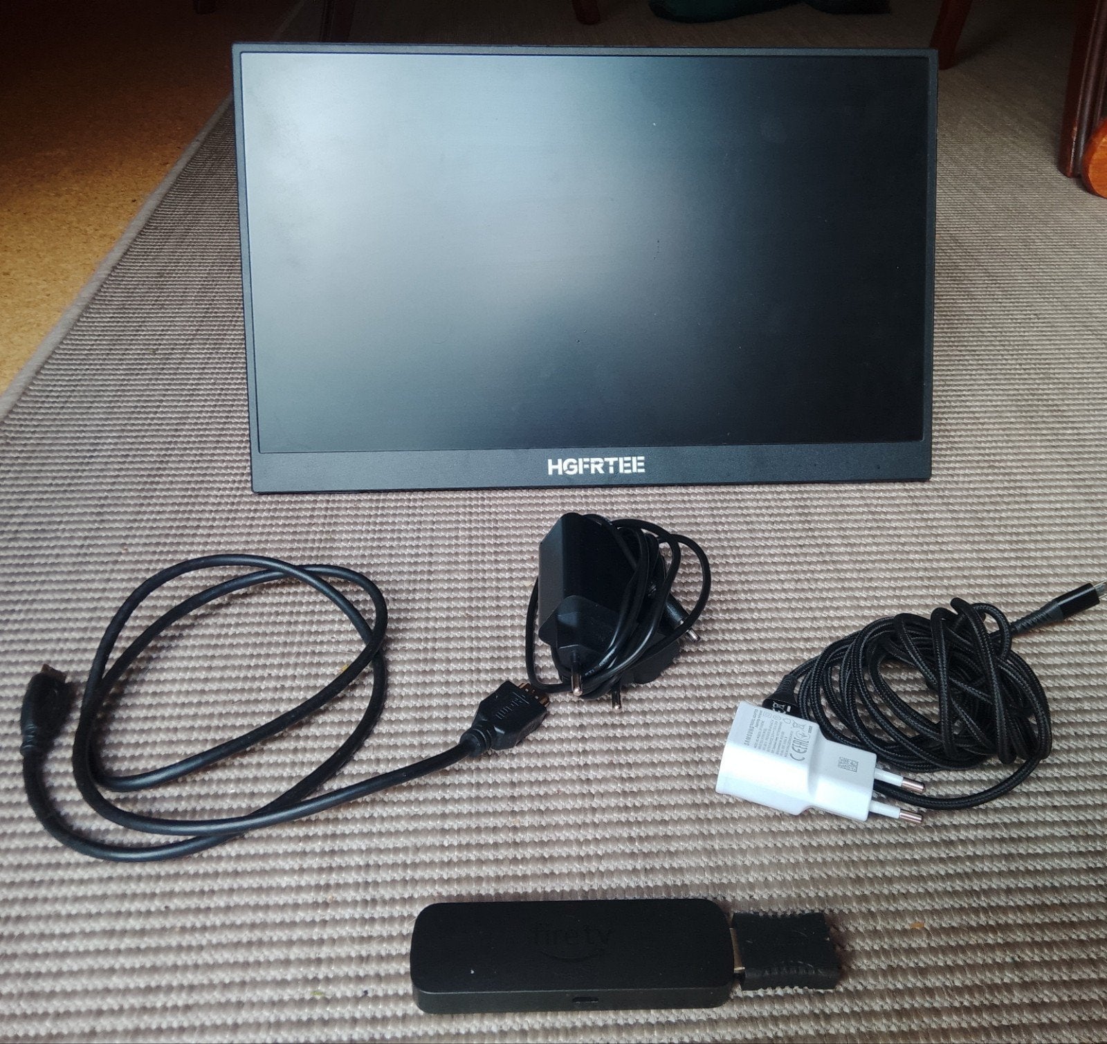 Portable monitor HGFRTIEE 14 inch + Fire TV stick, HDMI, Ingebouwde speakers, Ophalen of Verzenden, Zo goed als nieuw