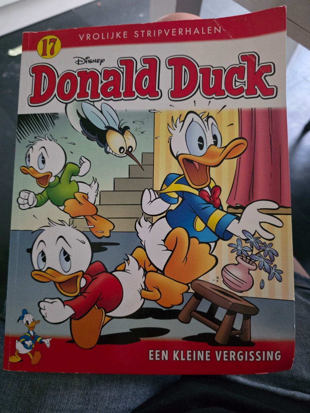 Donald Duck Vrolijk Stripverhalen 17 - Een Kleine Vergissing, Eén stripboek, Ophalen of Verzenden, Gelezen, Walt Disney
