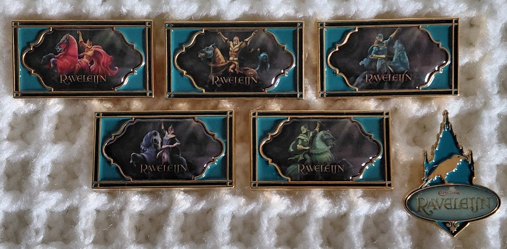 Efteling pin set Raveleijn, Verzamelen, Efteling, Zo goed als nieuw, Button of Speldje, Verzenden