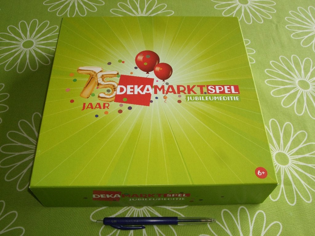 75 jaar DEKA markt spel - jubileumeditie, Vijf spelers of meer, Ophalen of Verzenden, Zo goed als nieuw