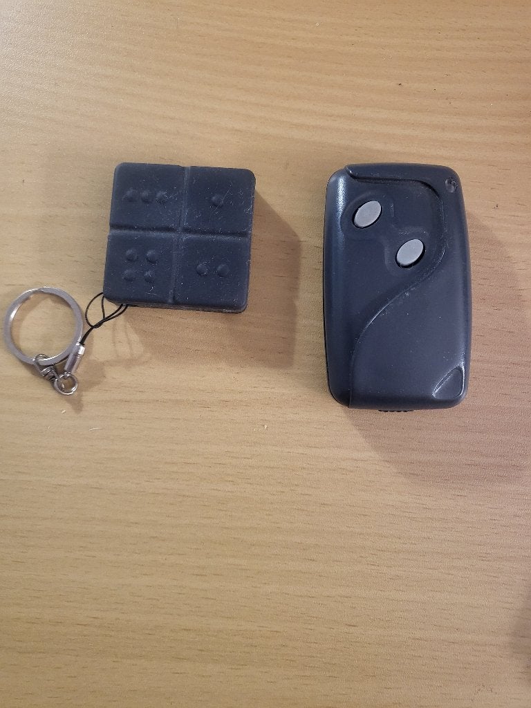 Gibidi originele afstand bedieningen, Ophalen of Verzenden, Gebruikt