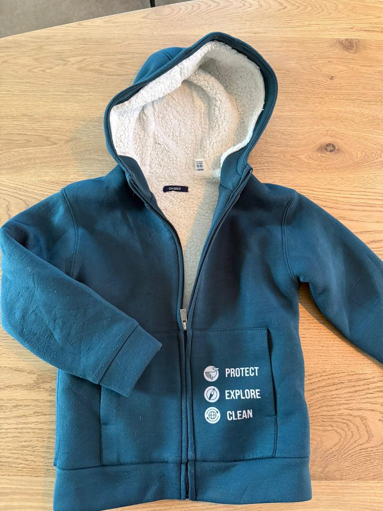 Warme hoodie met teddy voering - Okaidi, Ophalen of Verzenden, Zo goed als nieuw, Jongen, Trui of Vest