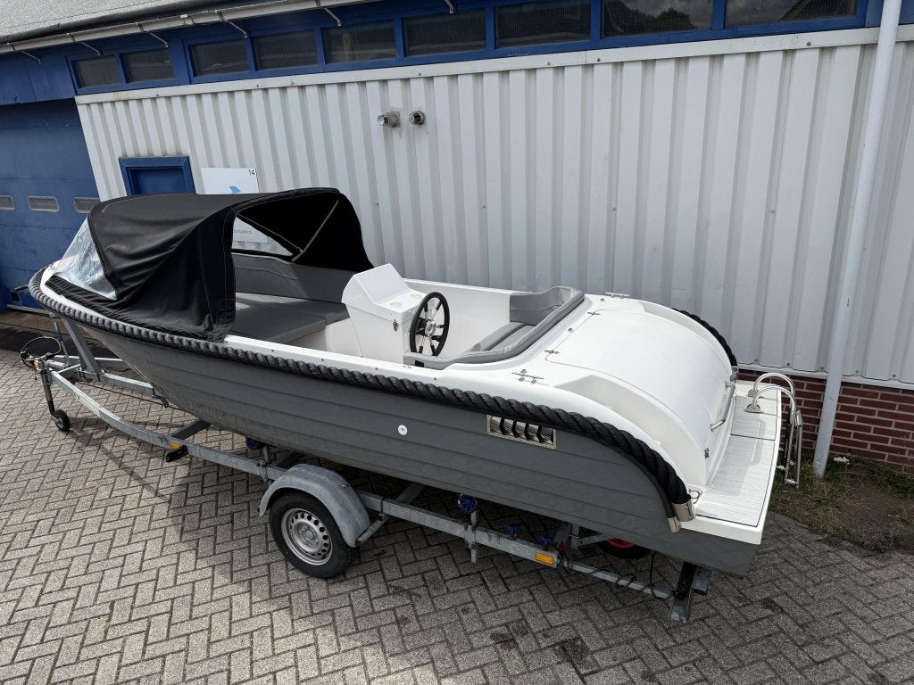 Prachtige Admiral 530 tender sloep met Honda 15 pk, Niet ingevuld, Admiral, Niet ingevuld, 5 m