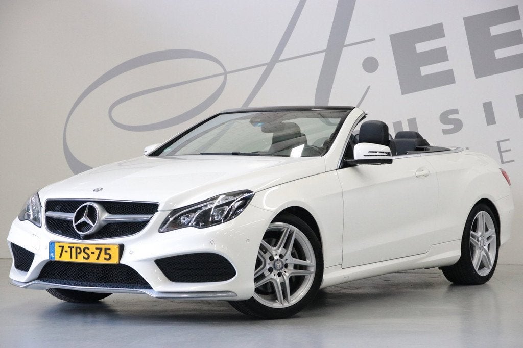 Mercedes-Benz E-klasse Cabrio 200 360' camera/ AMG-styling/, Auto's, Mercedes-Benz, Automaat, Achterwielaandrijving, 4 cilinders
