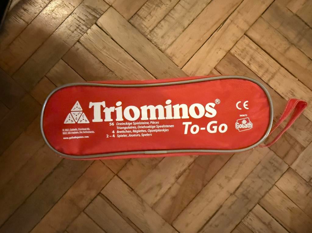 Triominos To-Go reisspel, Ophalen of Verzenden, Zo goed als nieuw