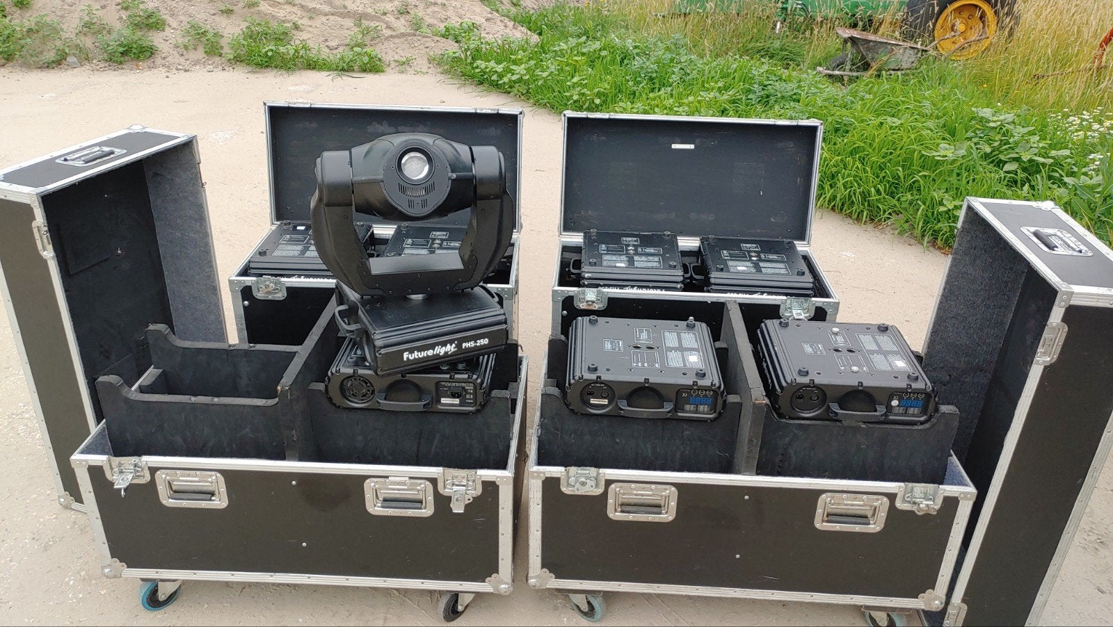 8x Futurelight PHS-250 movinghead & 3x Future light PSC-250, Ophalen, Gebruikt, Licht