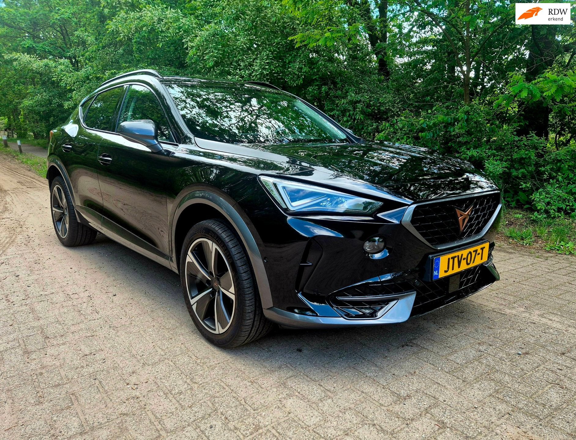 CUPRA Formentor 1.5 TSI Business Edition camera digi dashboa, Zwart, 4 cilinders, Leder en Stof, Zwart