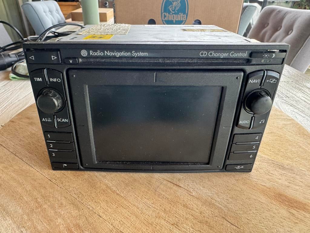 Originele Radio/navigatie VW Golf 4 /  Bora, Ophalen, Zo goed als nieuw