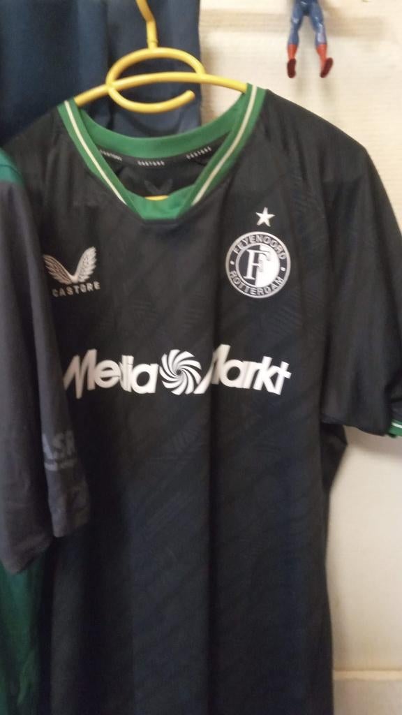 Feyenoord shirts per stuk 35 euro allemaal voor 110 euro, Ophalen, Zo goed als nieuw, Feyenoord, Shirt