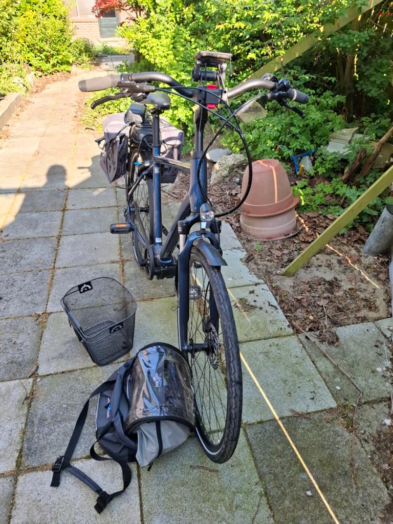 Elektrische  heren  fiets, 55 cm of meer, Ophalen of Verzenden, Zo goed als nieuw, Minder dan 10 versnellingen