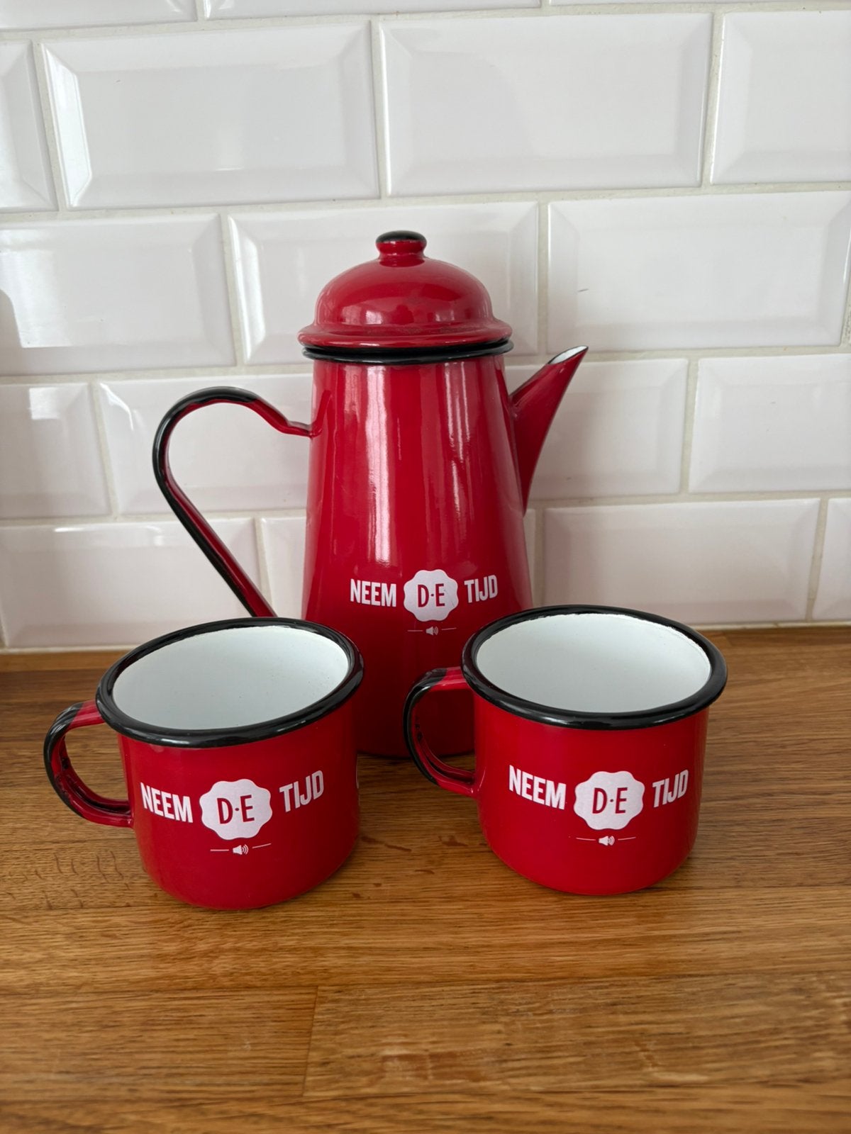 Douwe egberts emaille theepot en mokken! Pinkpop 2012, Ophalen of Verzenden