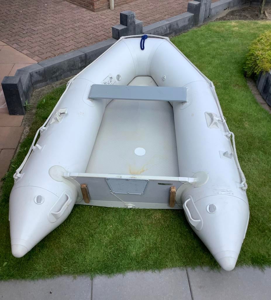 Rubberboot met buitenboord motor, Ophalen, Airdeck, Zo goed als nieuw, Buitenboordmotor