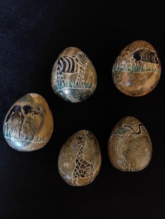 set van 5 Afrikaanse speksteeneieren/zeepsteen/soapstone eie, Antiek en Kunst, Ophalen of Verzenden