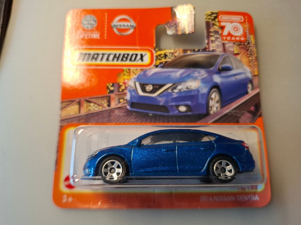 Matchbox 70 - 2016 Nissan Sentra [blauw] 1/60 MIB, Ophalen of Verzenden, Nieuw, Auto