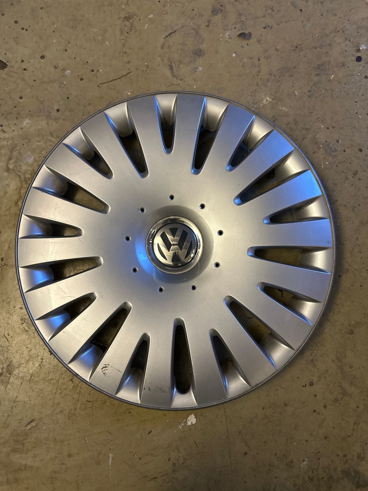 VW Golf Passat Touran 16 inch wieldop 3C0601147B, Ophalen of Verzenden, Gebruikt