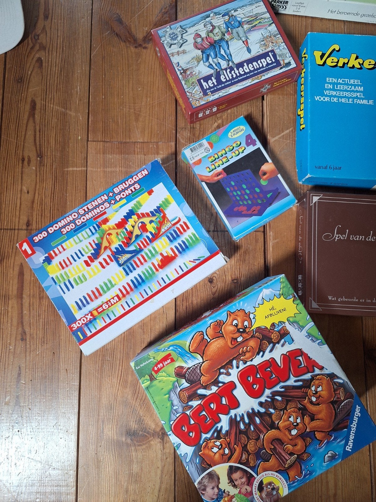 verschillende gezelschapsspellen, Ophalen