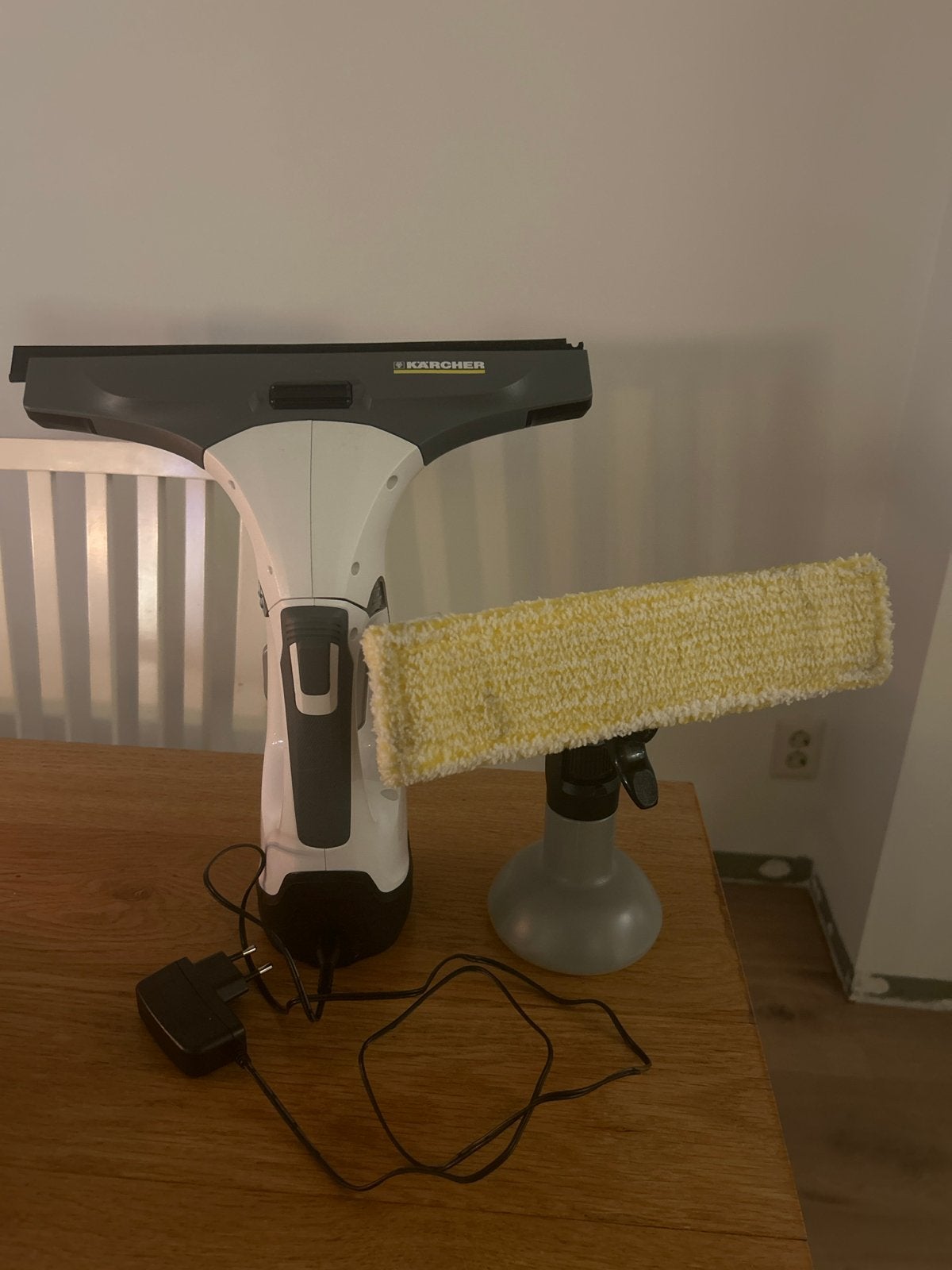 Kärcher Raamwisser WV 2 Plus N met spuitfles, Ophalen, Raamwisser of Trekker