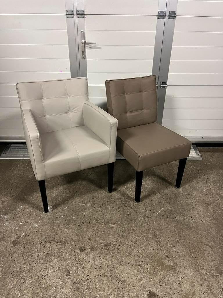 Partij 45 stuks Horeca, bistro, kantine zorgstoelen nieuw, Ophalen, Bruin, Hout, Zo goed als nieuw