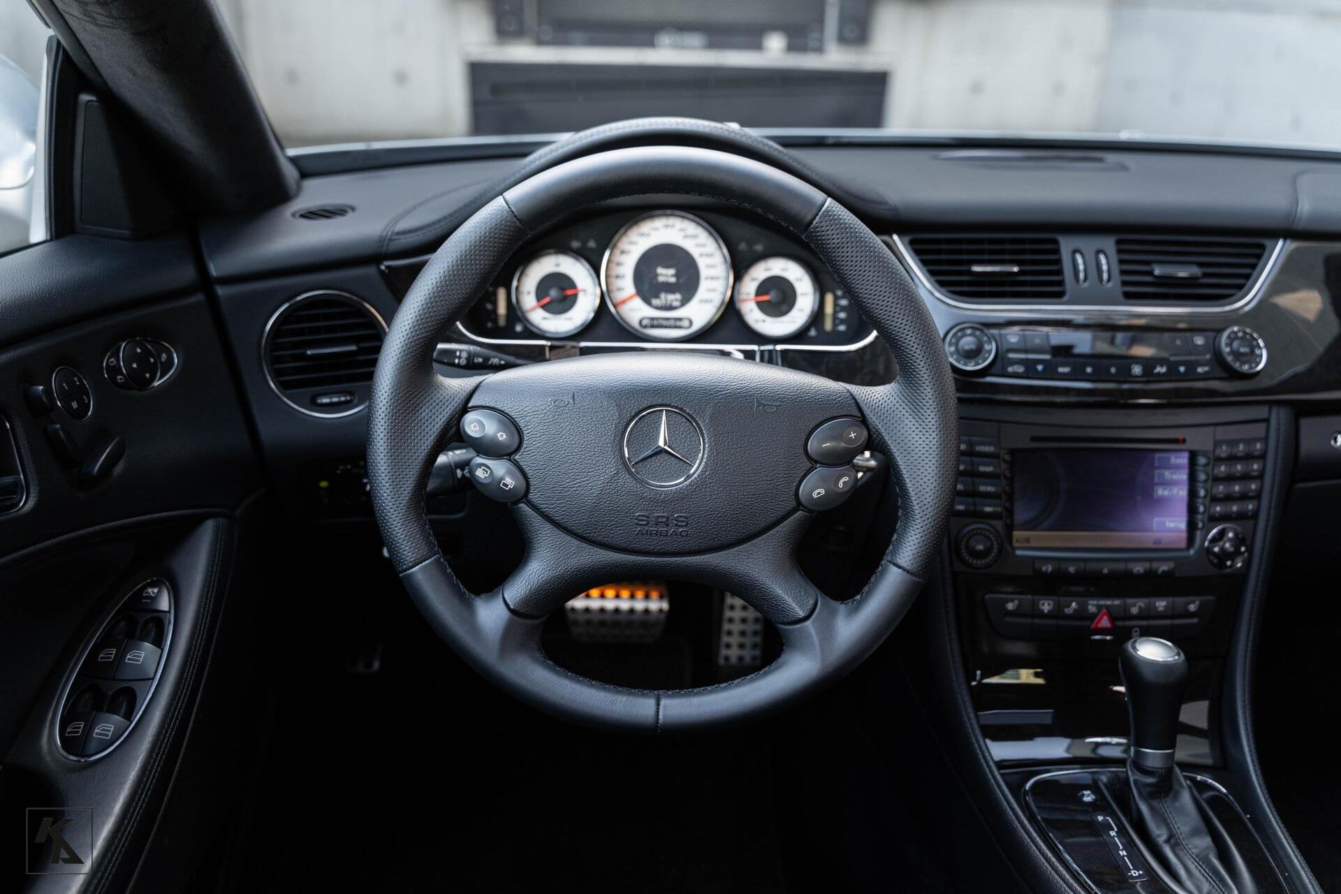 Mercedes-Benz CLS 55 | AMG V8 Kompressor | Iridiumzilver, Auto's, Automaat, Achterwielaandrijving, Gebruikt, 8 cilinders
