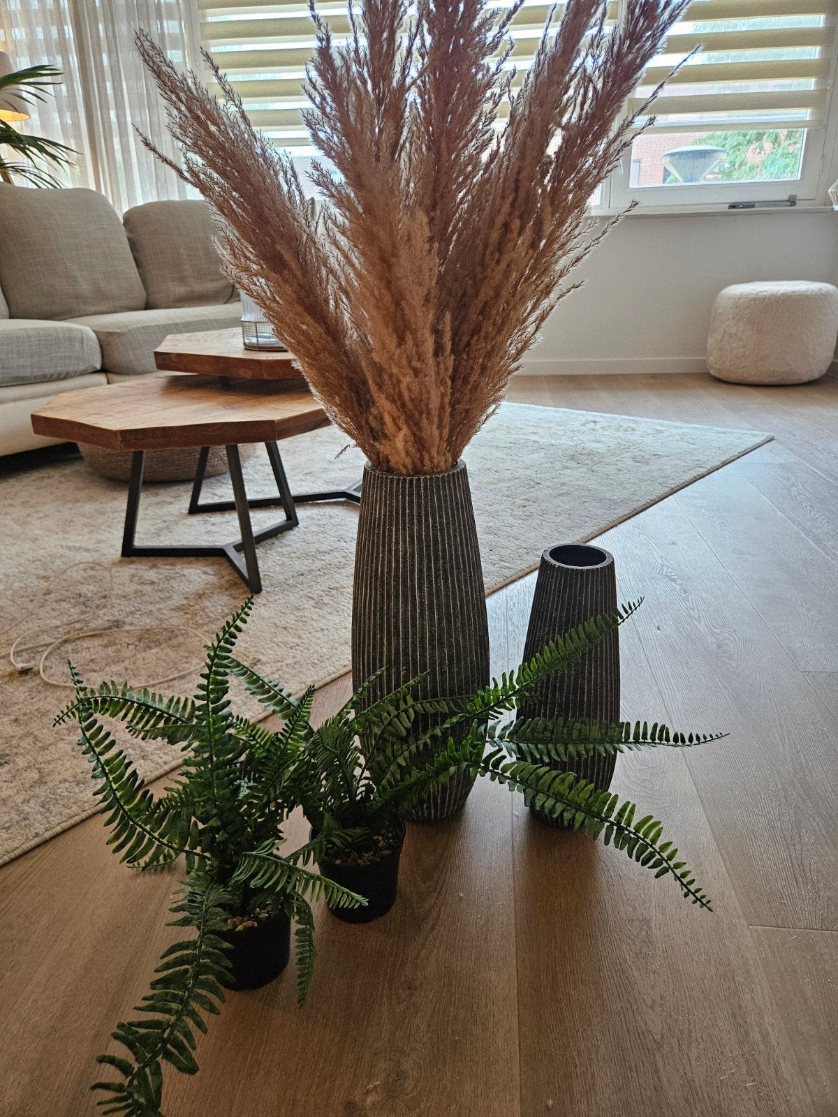 Twee vazen met pampasgras en twee kunstplanten, Binnen, Onderhoudsvrij, Kunstplant, Ophalen of Verzenden