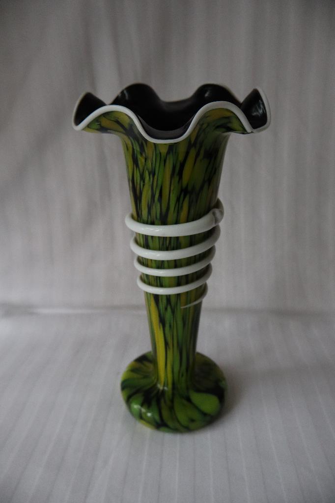 Antiek Boheems Kralik spatter glas c 1930, Ophalen of Verzenden