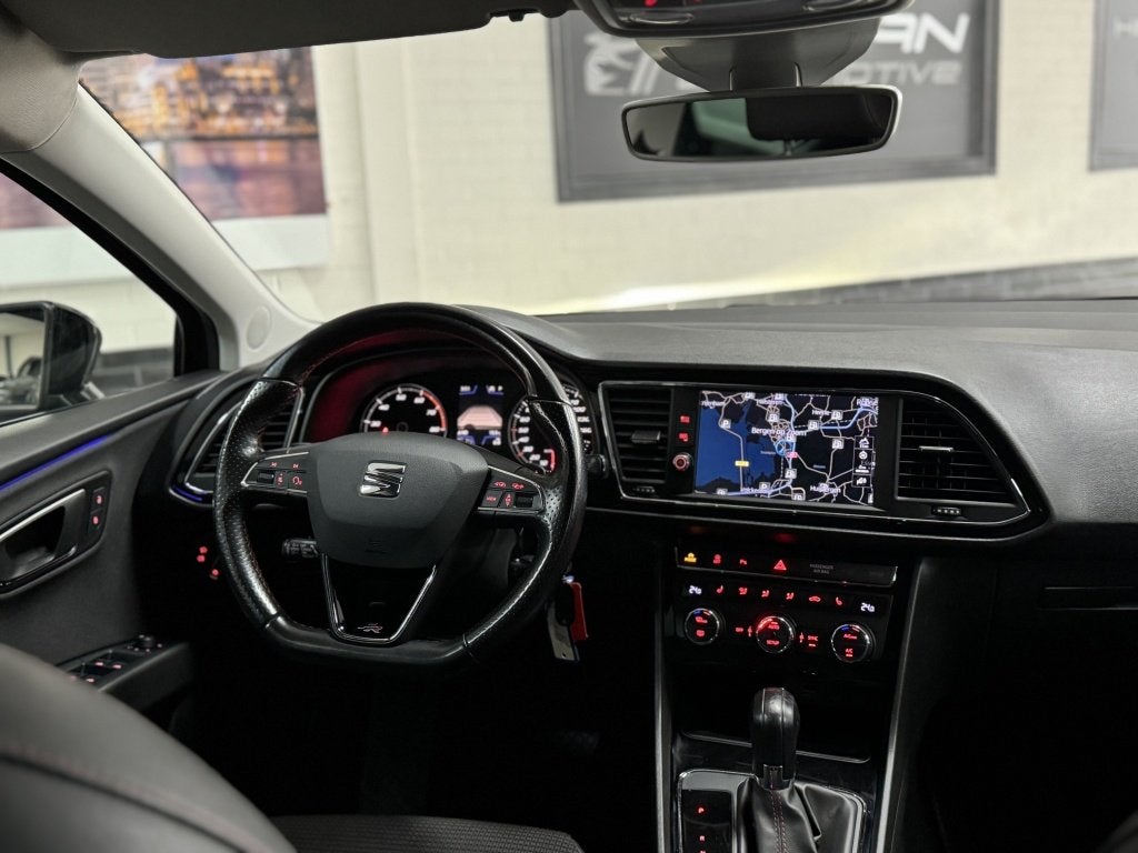 SEAT Leon 2.0 TSI FR DSG 191PK ACC CARPLAY SFEERVER., Auto's, Seat, Automaat, Gebruikt, Euro 6, 4 cilinders