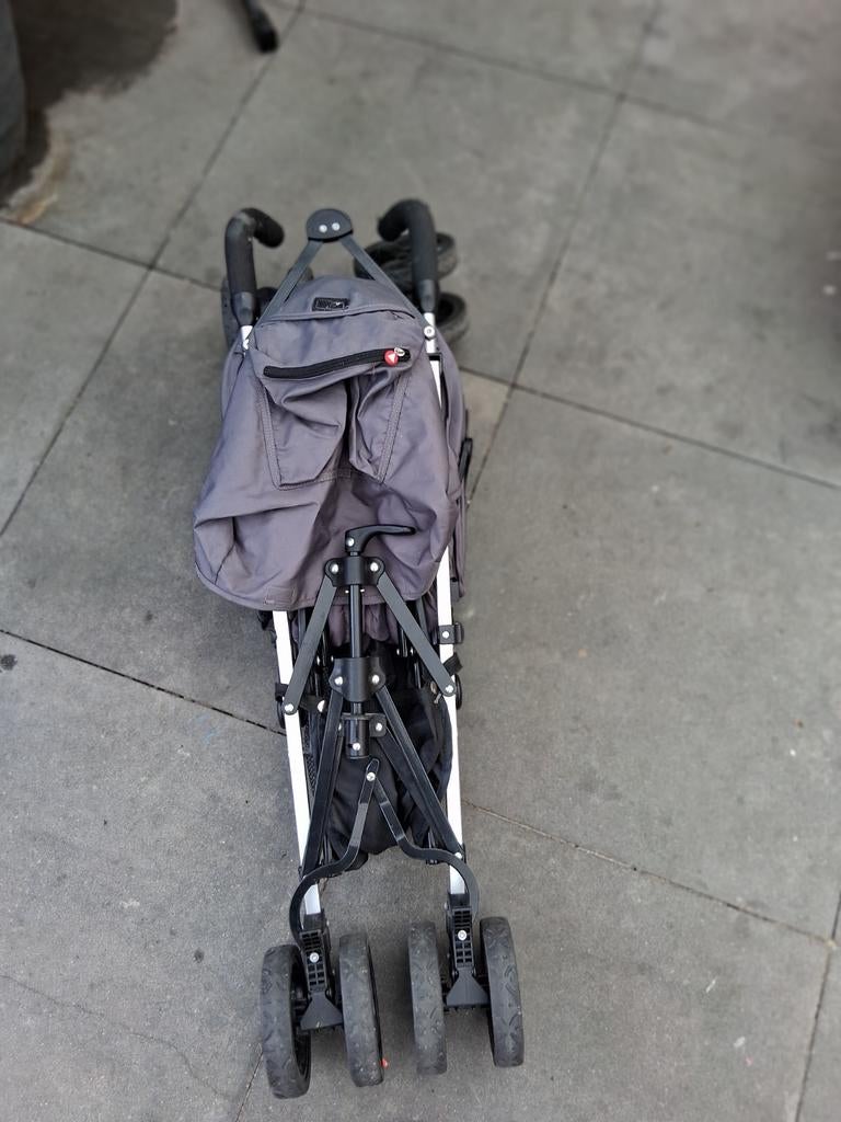 Compacte en handige buggy - Ideaal voor onderweg!, Ophalen of Verzenden, Gebruikt, Overige merken, Verstelbare rugleuning