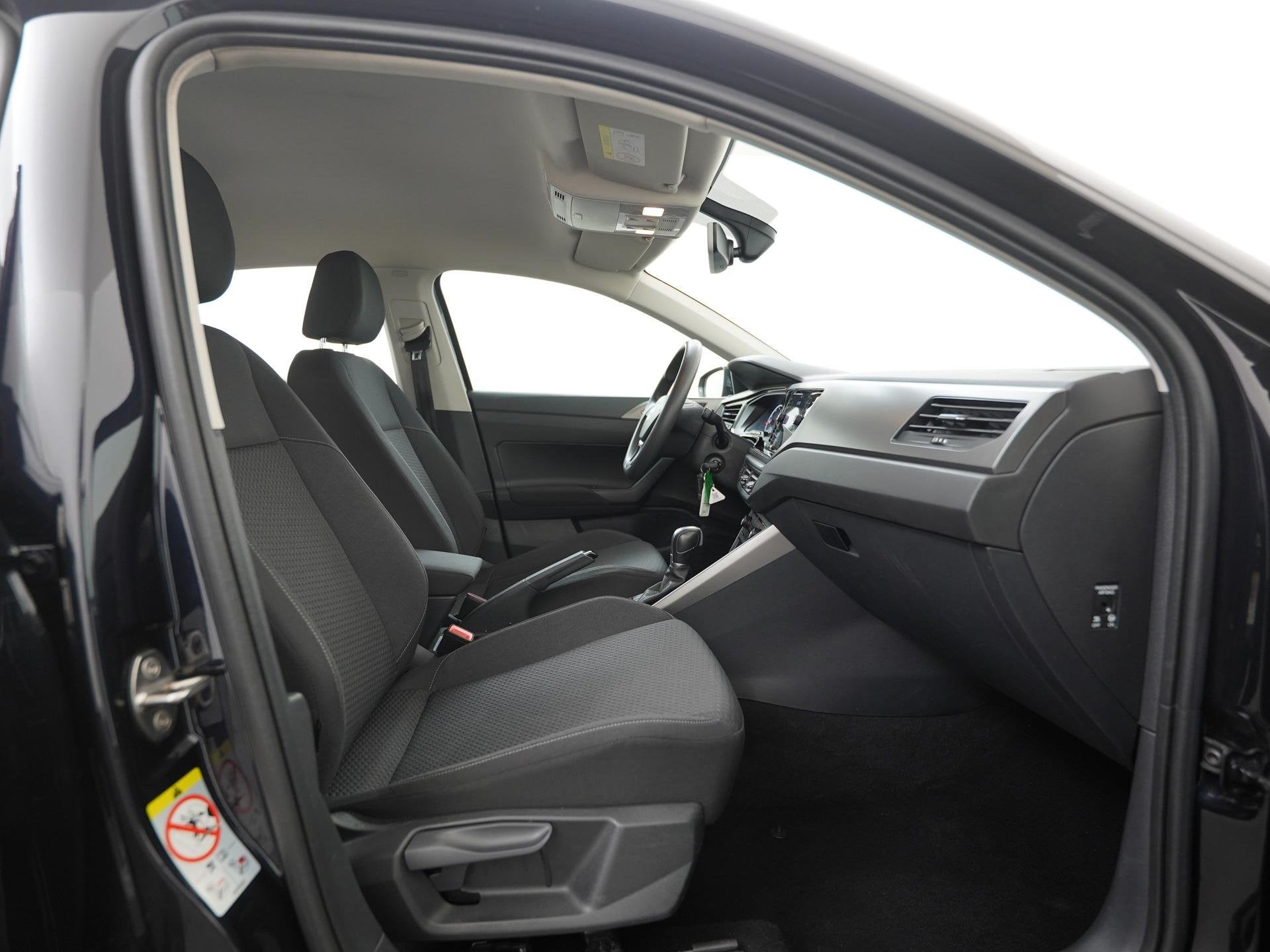 Volkswagen Polo 1.0 TSI Comfortline DSG | Navigatie | ParkPi, Auto's, 12 maanden, Stof, 95 pk, Zwart