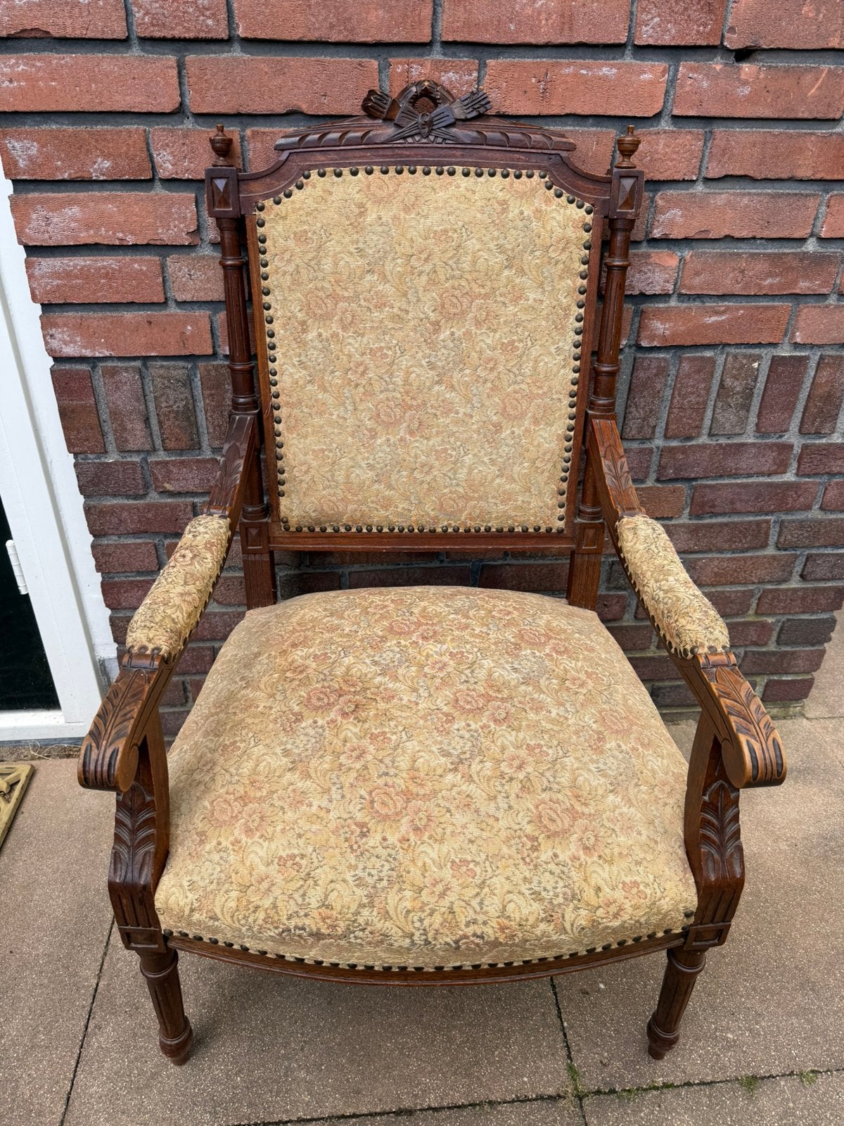 Antieke strik stoel met gobelin stof, Antiek en Kunst, Ophalen