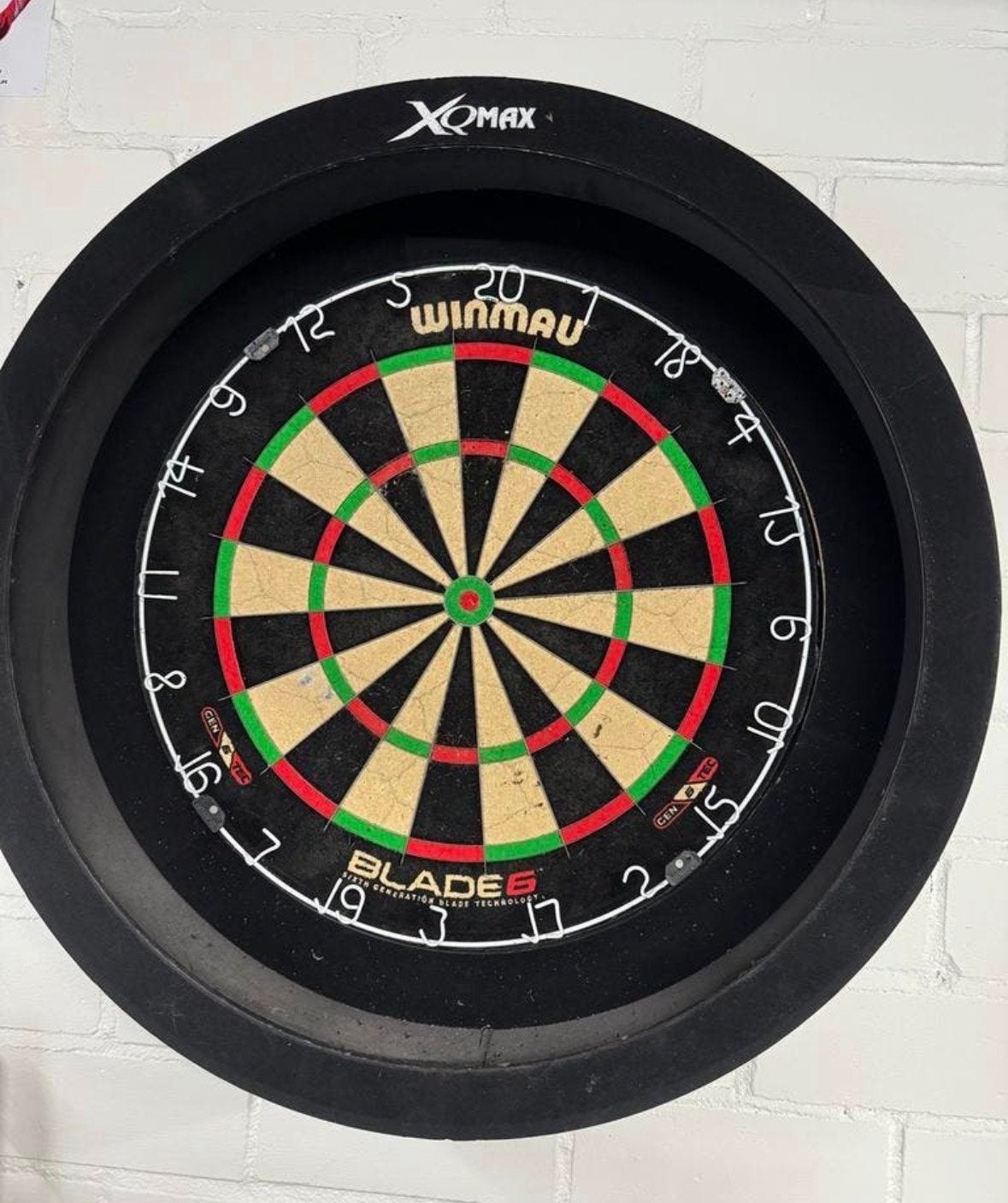 Winmau Blade 6 Dartbord met XQmax Surround, Ophalen of Verzenden, Gebruikt, Dartbord