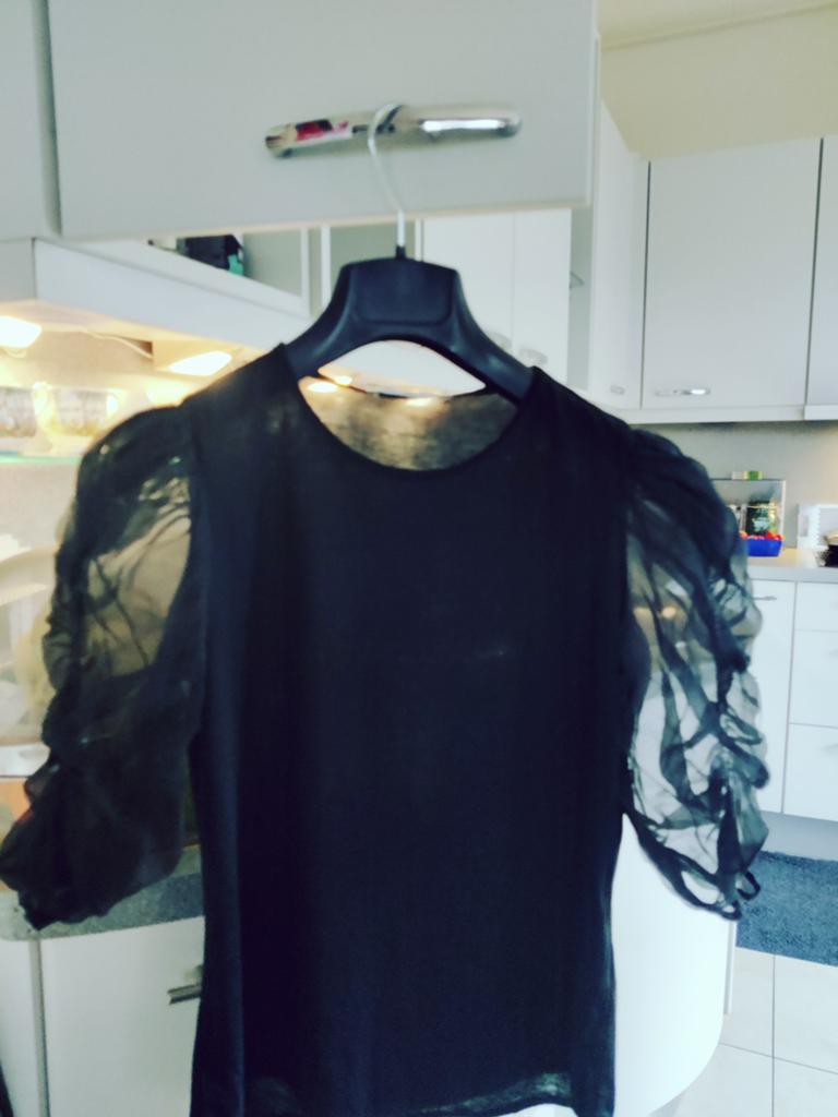 Sandro blouse tshirts maat 1 als nieuw €145, Ophalen of Verzenden, Zo goed als nieuw, Zwart, Lange mouw