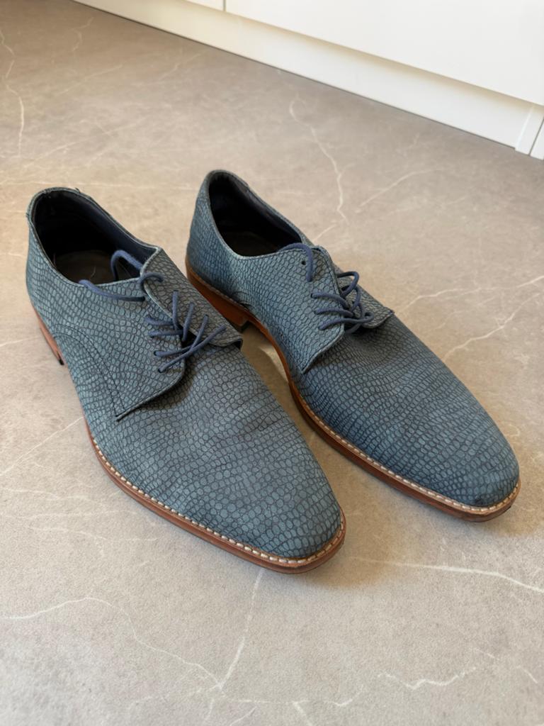 Choizz Nette Schoenen Maat 43 - Blauw met Reptielprint, Ophalen of Verzenden, Zo goed als nieuw, Blauw, Veterschoenen