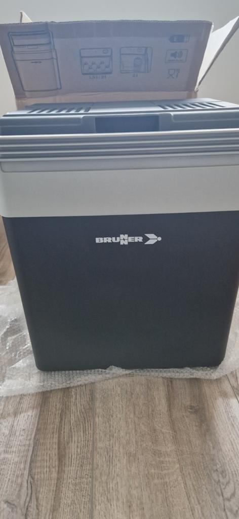 Brunner Travel 28 Elektrische Koelbox, Caravans en Kamperen, Ophalen of Verzenden, Nieuw, Koelbox, Elektrisch