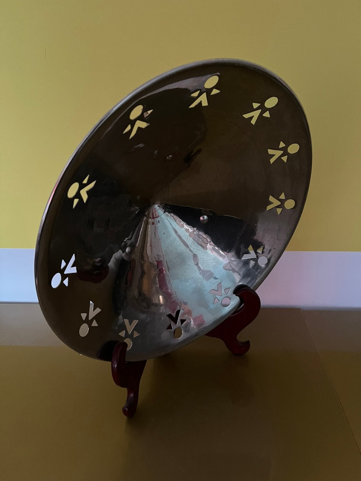 ALESSI STYLE. —  FRUIT BOWL. —  1980., Ophalen of Verzenden, Schaal, Zilver, Overige materialen