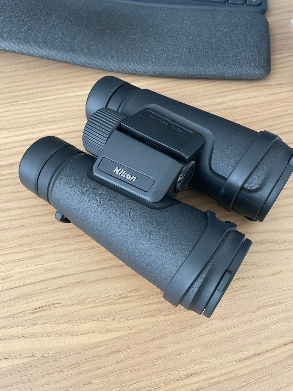 Nikon Monarch M5 10x42 Verrekijker - Zo goed als nieuw, Dakkant (recht), Ophalen of Verzenden, Zo goed als nieuw, 8 tot 12x