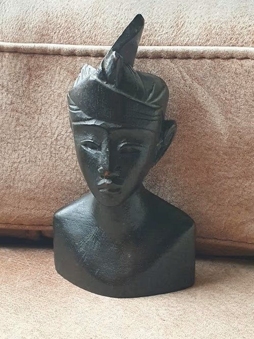 Balinees Houtsnijwerk Buste Man Ebbenhout?, Antiek en Kunst, Kunst | Beelden en Houtsnijwerken, Ophalen