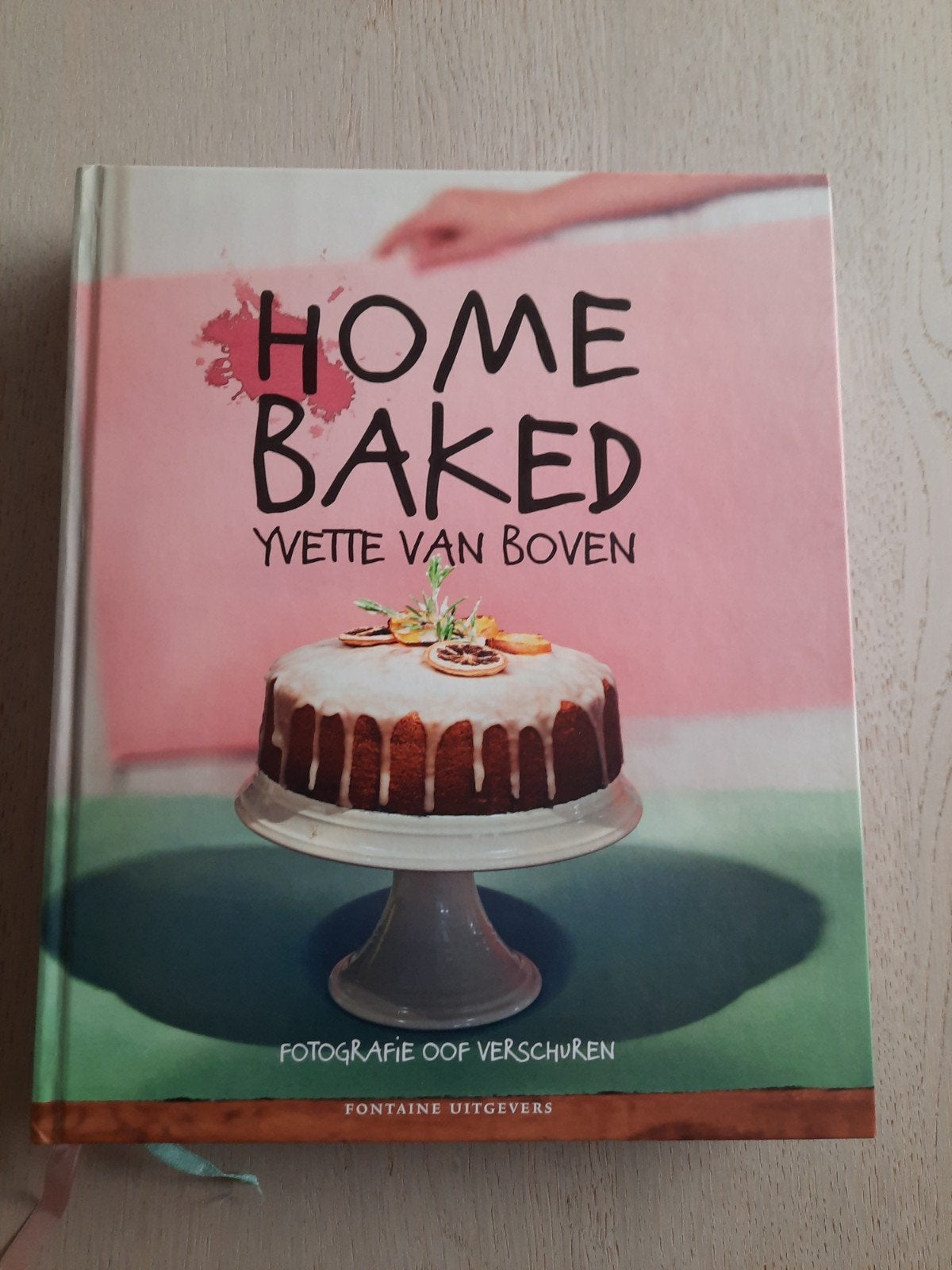 HOME BAKED - Yvette van Boven, Boeken, Ophalen of Verzenden, Zo goed als nieuw, Italië