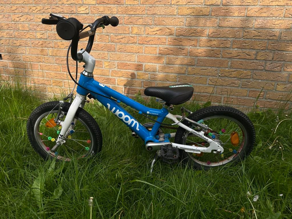 Woom 2 - lichtgewicht kinderfiets 14 inch - blauw, Fietsen en Brommers, Fietsen | Kinderfietsjes, Ophalen, Gebruikt, Velgrem, Minder dan 16 inch
