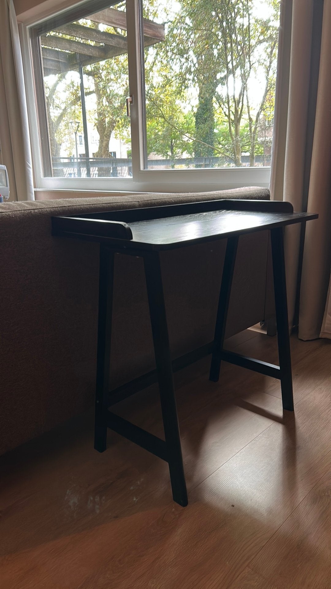 Leuke sidetable, Ophalen, Zo goed als nieuw
