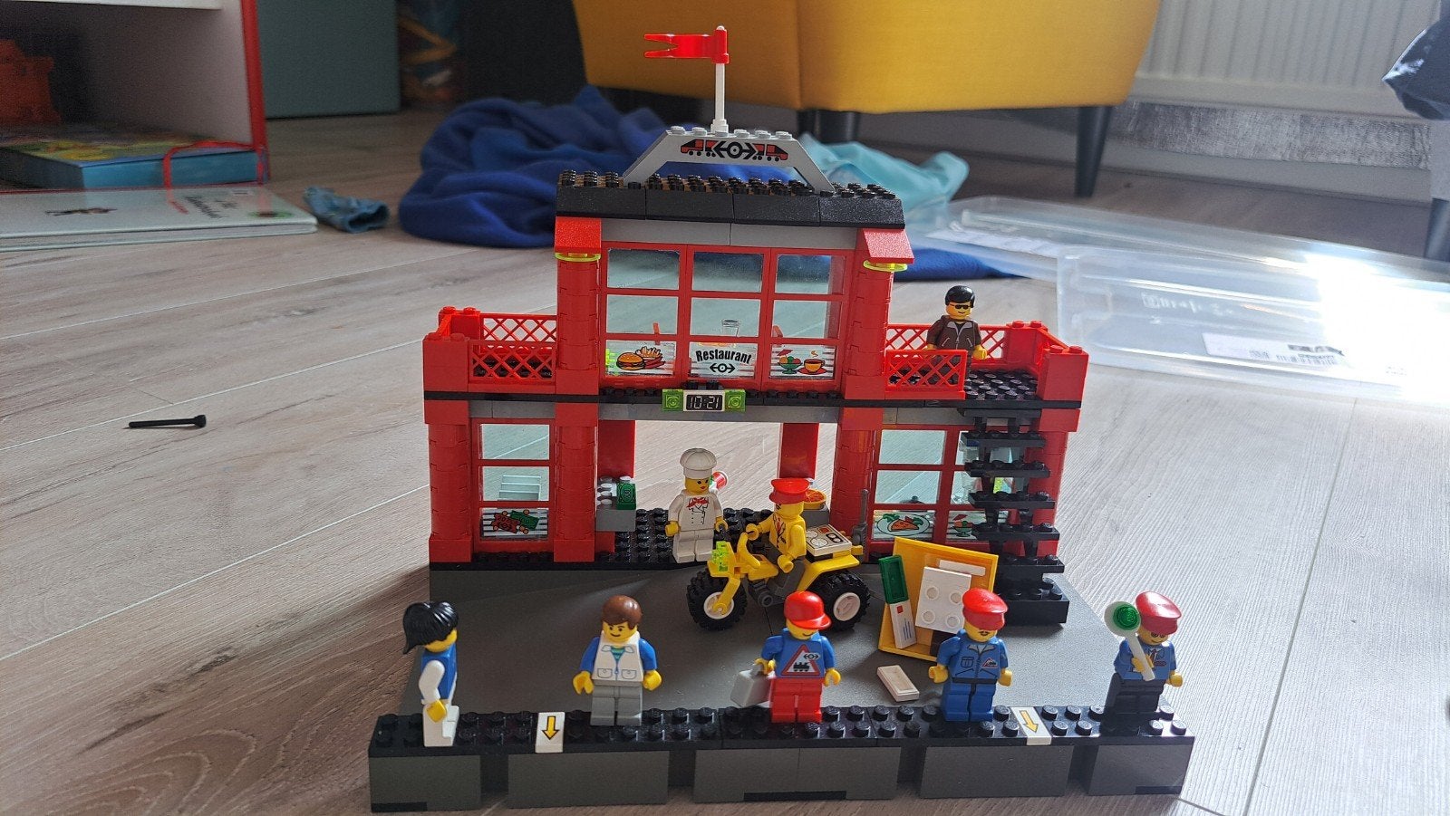 Lego station, Lego, Ophalen of Verzenden, Complete set, Compleet