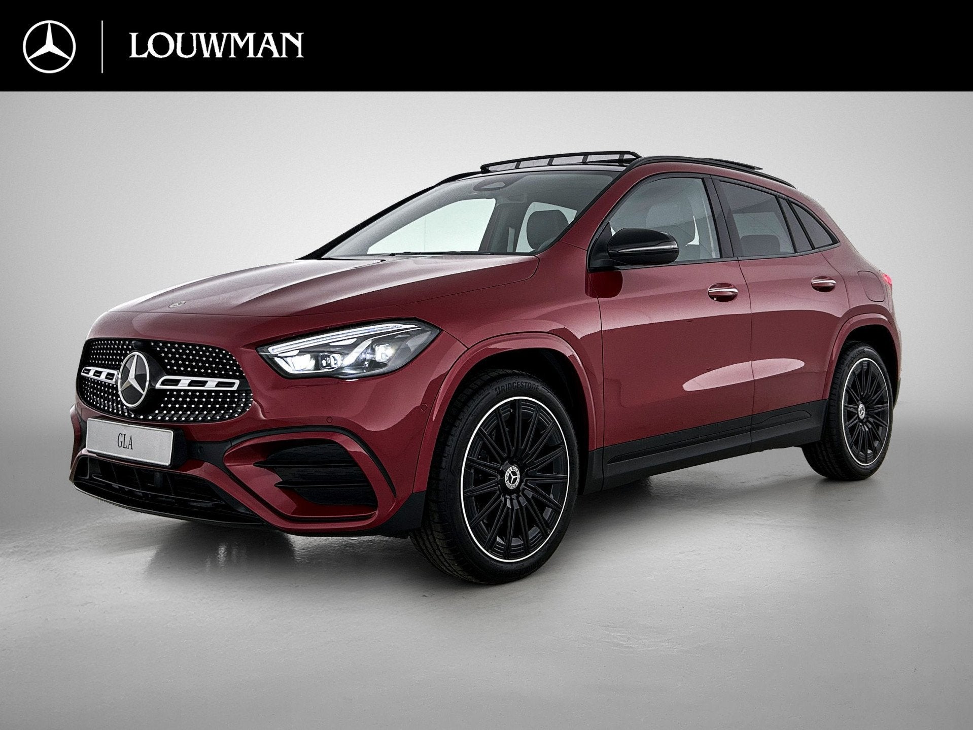 Mercedes-Benz GLA 250 e 140 Year Edition | Plus pakket | Nig, Zwart, 4 cilinders, 15 kWh, Bedrijf