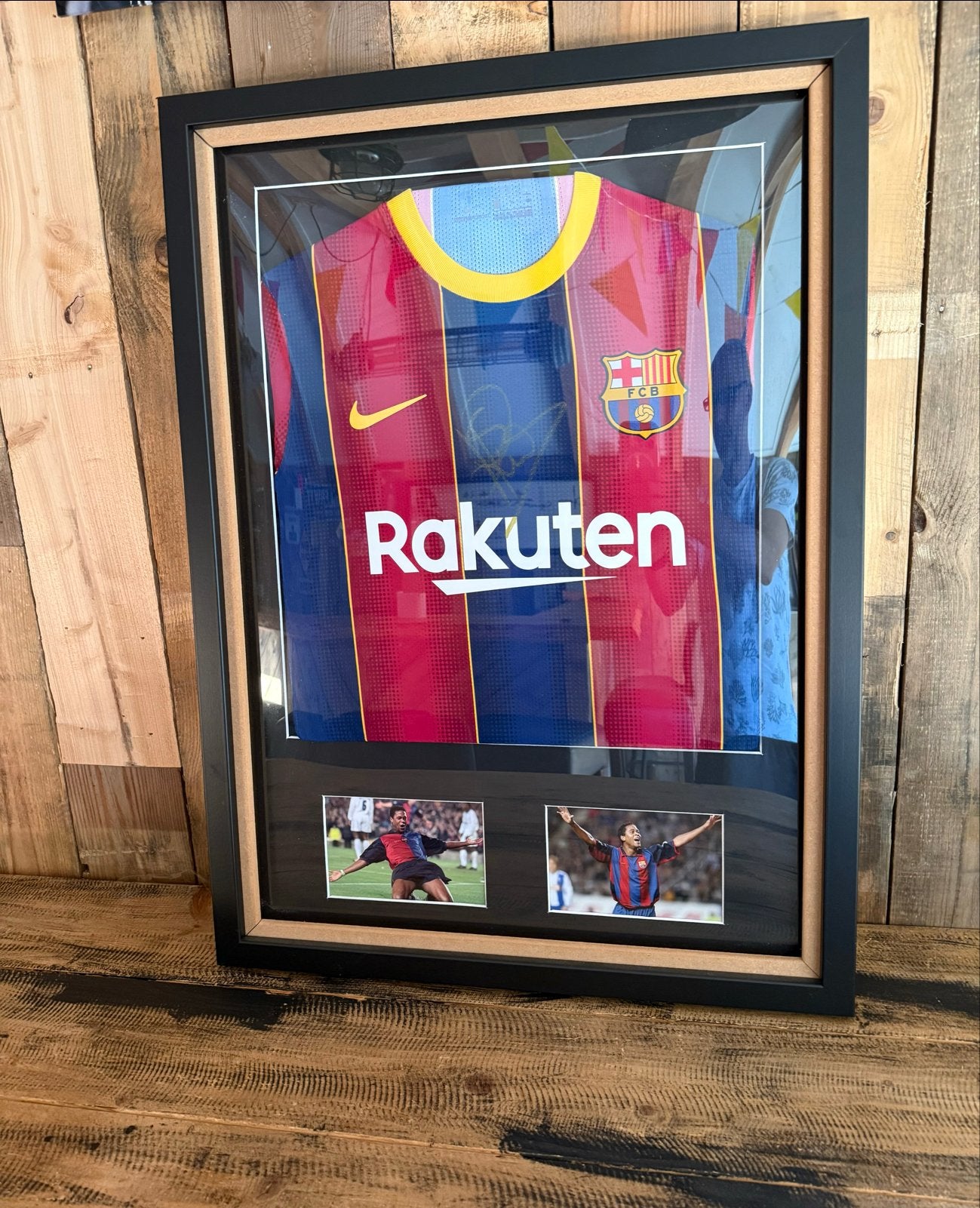 Gesigneerd Barcelona shirt door Patrick Kluivert, Ophalen of Verzenden, Zo goed als nieuw, Buitenlandse clubs, Shirt