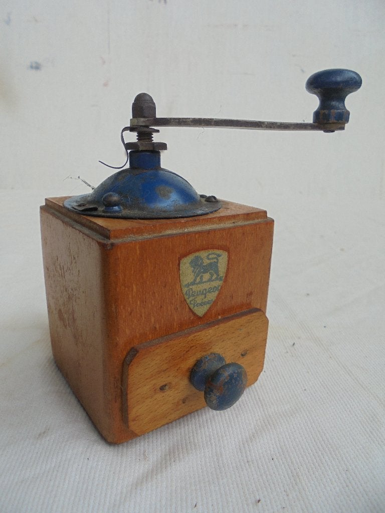 Piepklein koffiemolentje koffiemolen peugeot, Antiek en Kunst, Ophalen of Verzenden