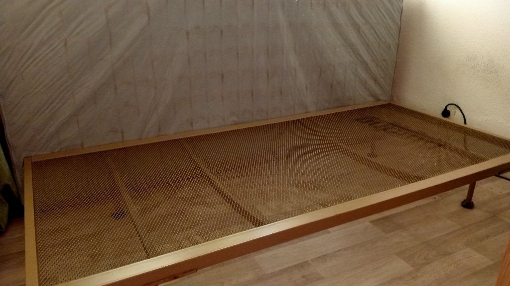 Eenpersoons bed en matras, Huis en Inrichting, Slaapkamer | Bedden, Ophalen, Overige materialen, Gebruikt, 90 cm