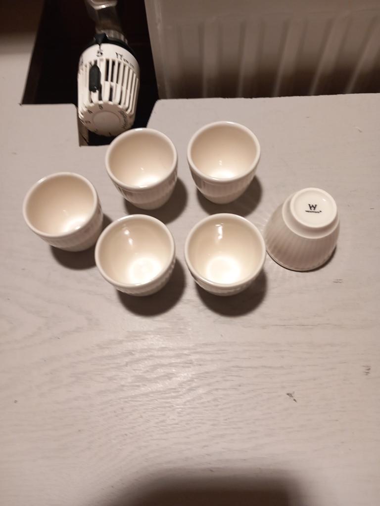 Wedgwood Windsor 6 x eierdop., Ophalen of Verzenden, Zo goed als nieuw, Porselein, Overige typen
